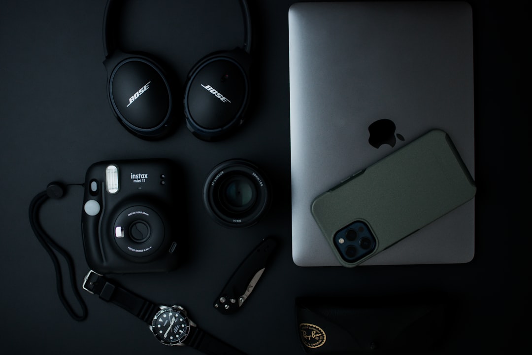 The Ultimate Guide to Traveling with Tech Gadgets